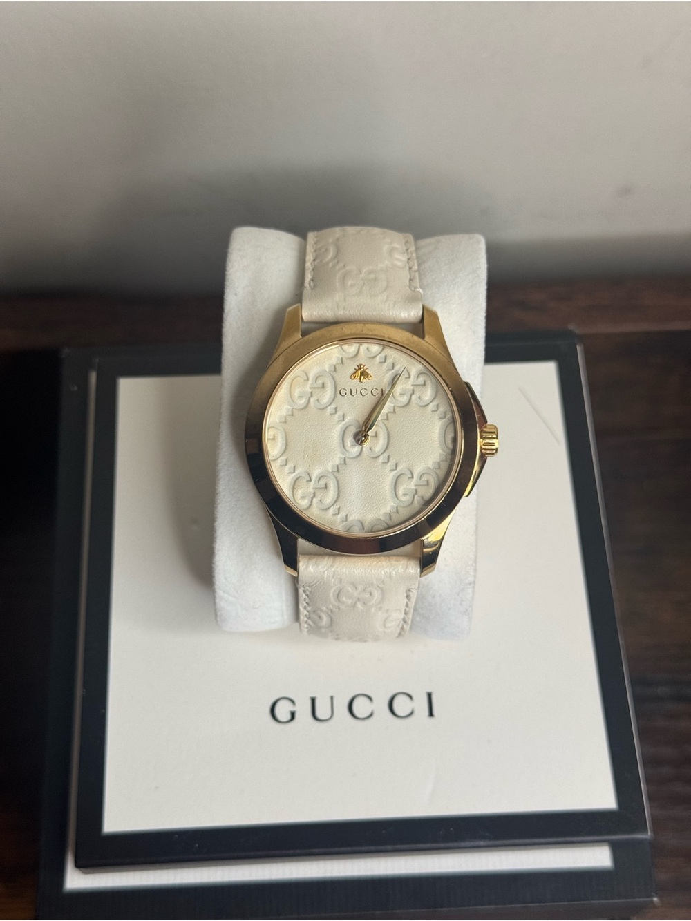 Gucci G-Timeless Gold accents, Genuine White Leather Unisex Watch